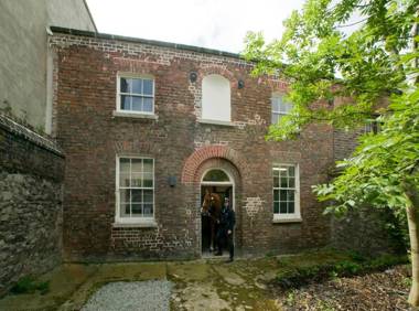 Merrion Mews