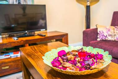 Downtown Trinity Two Bedroom Apartment( sleeps 6)