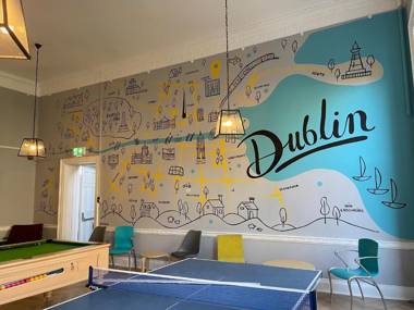 Leevin Hostel George