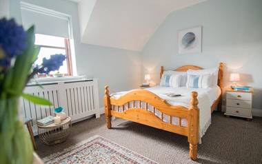 Oar restaurant and Rooms