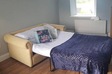 Stunning 3-Bed Cottage