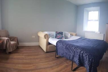 Stunning 3-Bed Cottage