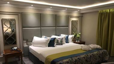 Cork's Vienna Woods Hotel & Villas