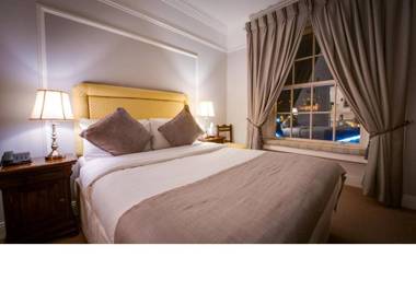 The Old Bank Town House