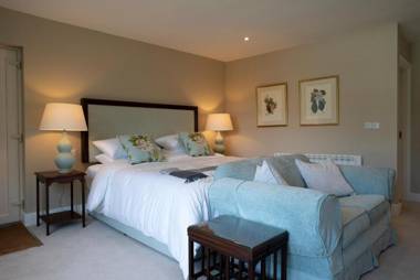 Ballylickey House and Garden Lodges