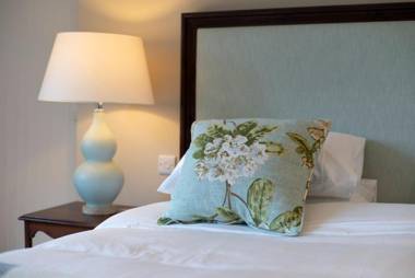 Ballylickey House and Garden Lodges