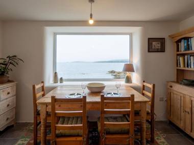 Shore Cottage Errislannan