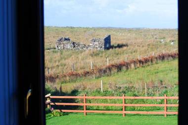 Cottage 238 – Cleggan