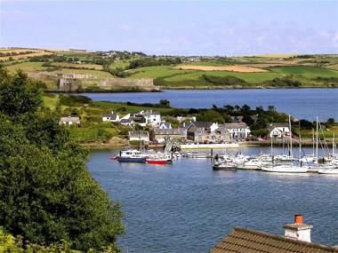 Castlemartyr Holiday Mews 3 bed