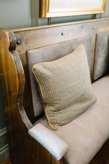 Riverbank Country Pub and Guesthouse