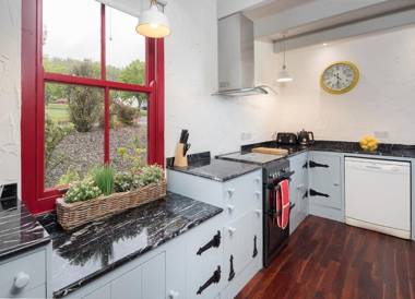 Daisys Cottage Barnabrow