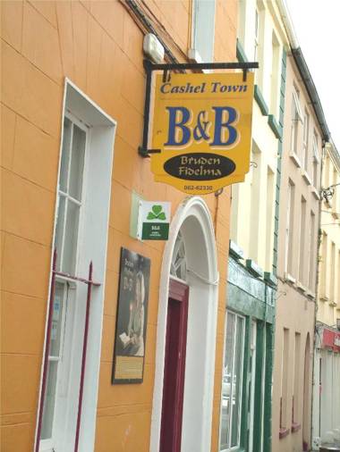 Cashel Town Center INN