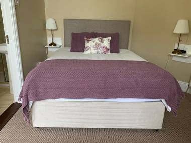 Oaklodge B&B