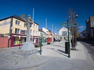 Garden Holiday Cottage by Trident Holiday Homes