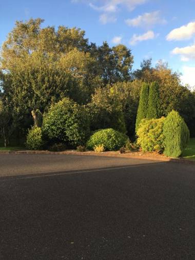 Greenfields Country House