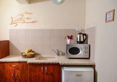 Etzel Tami Hospitality