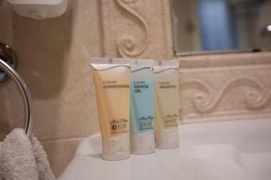 Armon Hayarkon Hotel