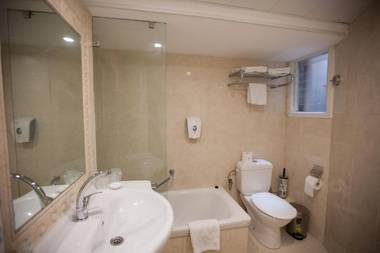 Armon Hayarkon Hotel