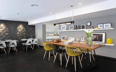 Savoy Sea Side Hotel