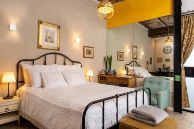 Trieste Neve Tzedek Boutique Suites