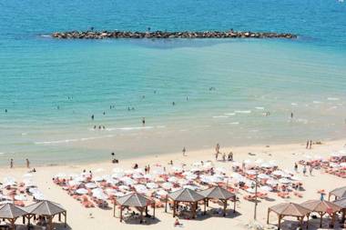 Luxury Beachfront Apts in Tel Aviv by Sea N' Rent