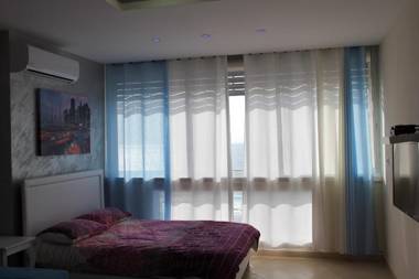 Sweet Honeymoon Apartment Tel Aviv Bat Yam 611