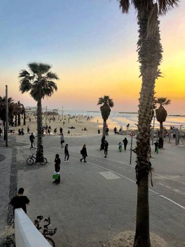 Hayarkon By The Beach