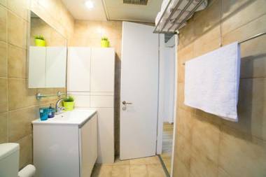 Luxury 2BR Apt on the Beach