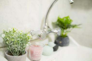 New Lovely Suite In Carmel Market By The Beach