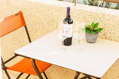 Stunning 1Bd w/ Balcony by Sea N' Rent