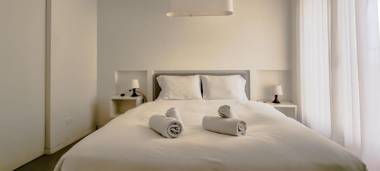 Design 2 Bdr Apartment Neve Tzedek #N11