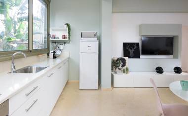 Modern 2 Bdr Spacious Apartment