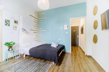 Beta Studios ApartHotel