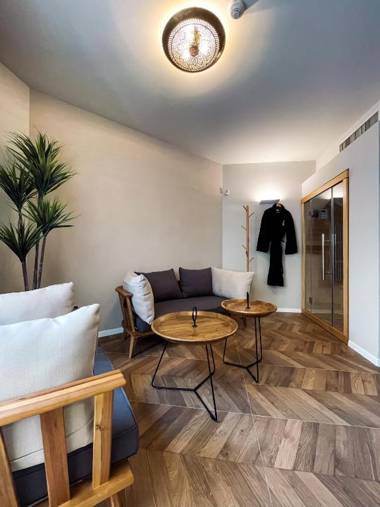 Share Suites Bat-Yam