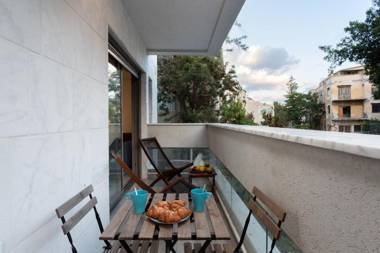 Modern Apartment Close to the Beach - By HolyGuest