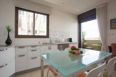 FeelHome Israel Apartments - Ben Yehuda / Trumpeldor