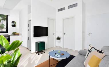 Mr. Ben Yehuda - By TLV2GO