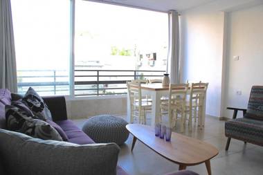 Great 2BR close to the Beach by HolyGuest