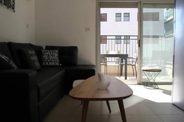Sweet & Sunny 1BR next to beach by HolyGuest