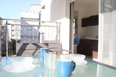 Sweet & Sunny 1BR next to beach by HolyGuest
