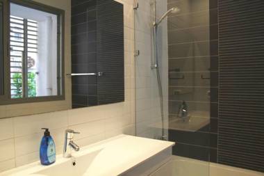 Up-Market 3BR in Frishman 9 by HolyGuest