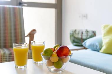 49 Abarbanel - By Beach Apartments TLV