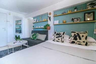 Pinsker Rooftop Studio