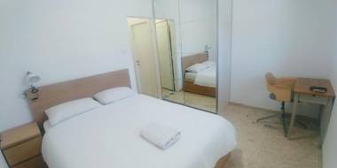 Dizengoff Penthouse Boutique Hostel