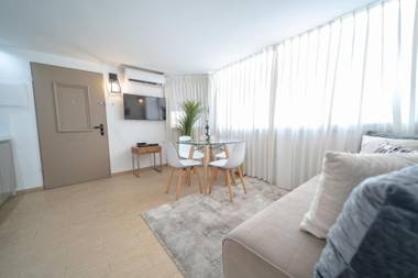 Ocean Executive Apartments - 5 min from the beach