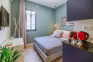 Monochrome - an Autonomous Hotel by Loginn