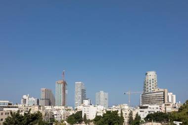 Bright 1BR in Pinsker by HolyGuest