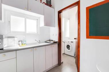 Nice studios on Ben Yehuda str