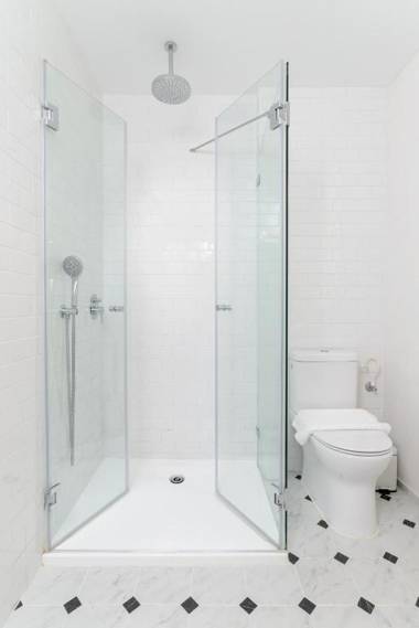 Arlozorov by TLV2RENT