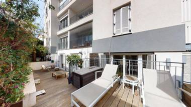 Authentic Villa Shira 3BR in Shabazi by HolyGuest